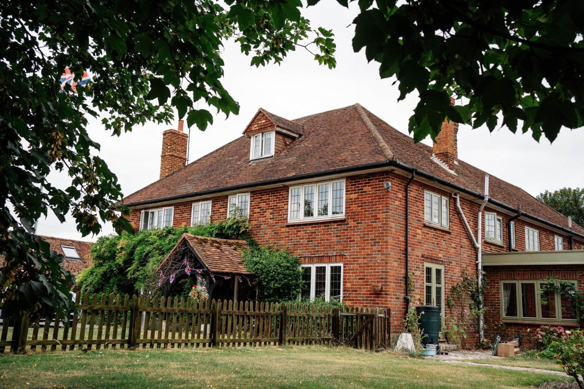 Chadwell Hill Farm Panzió Longwick Kültér fotó